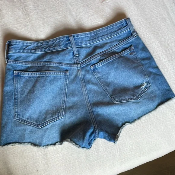 Madewell Relaxed Denim Shorts - Picture 2 of 3